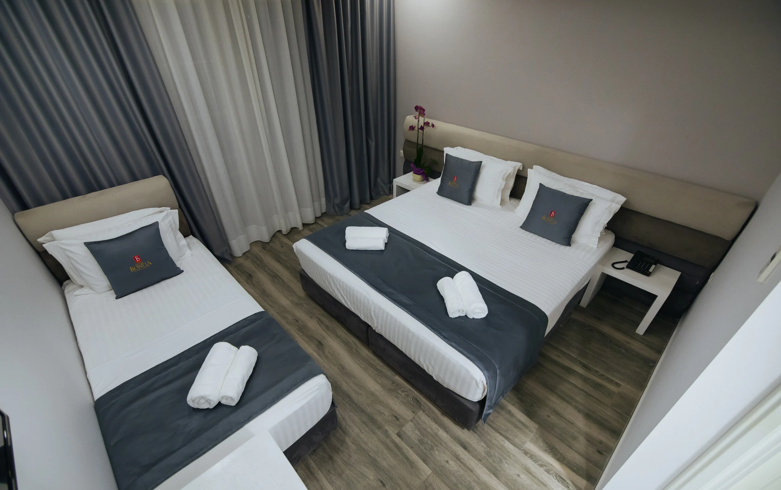 Room Bonita Classic Prod.Rogert Alla (1)